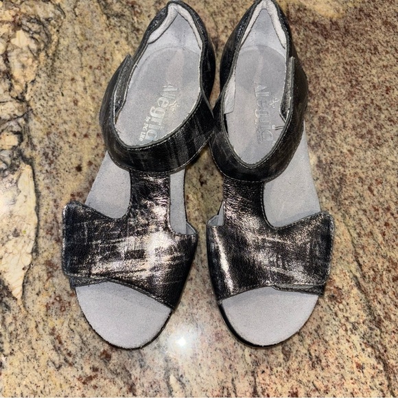 Alegria Sandals excellent condition! - Picture 3 of 9